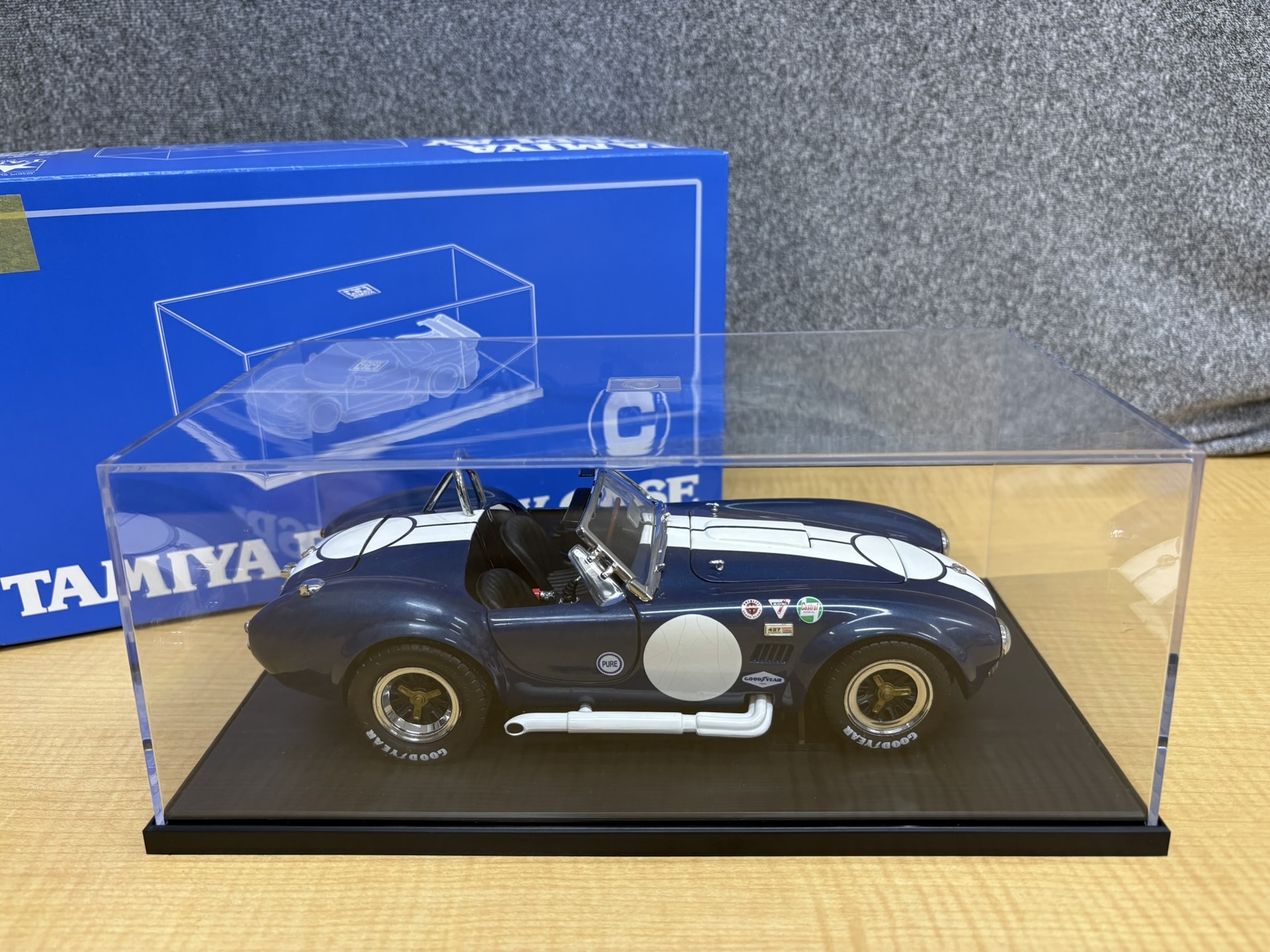 KYOSHO ORIGINAL 118 シェルビーコブラ 427 SCブルー