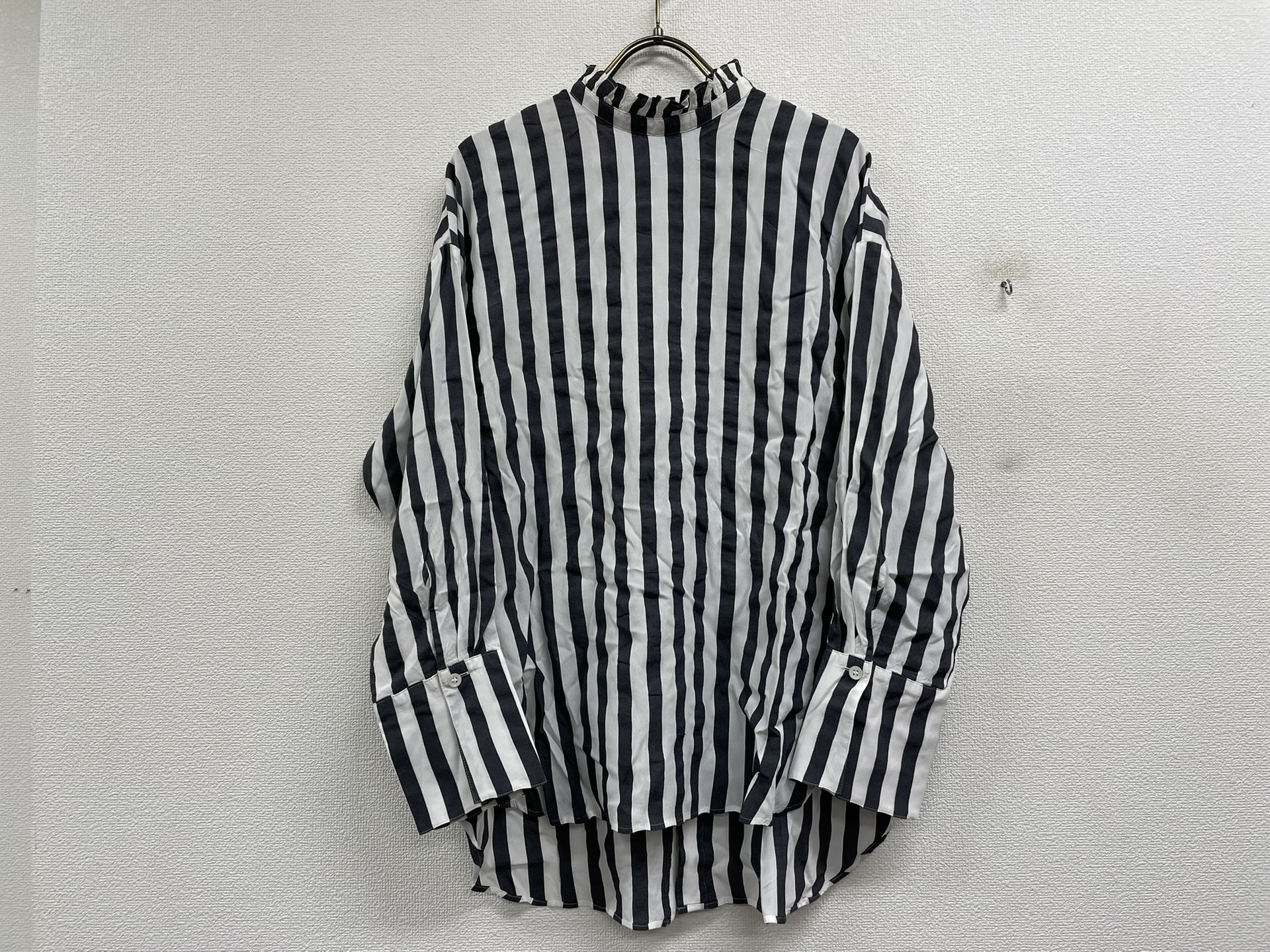Spick&Span フリルカラーストライプシャツ
