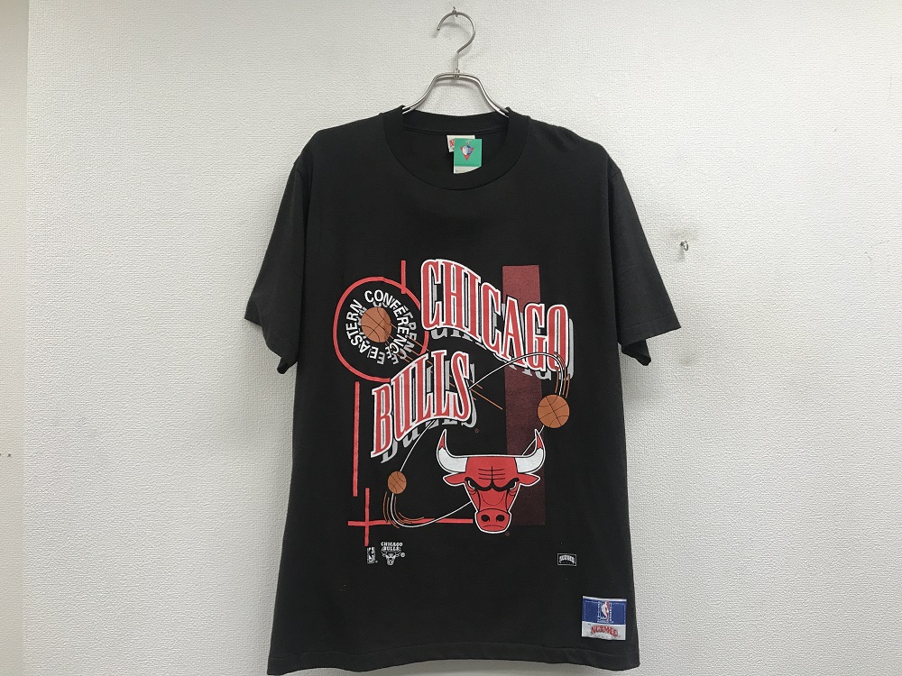 NUTMEG 90s USA製シカゴブルズTシャツ