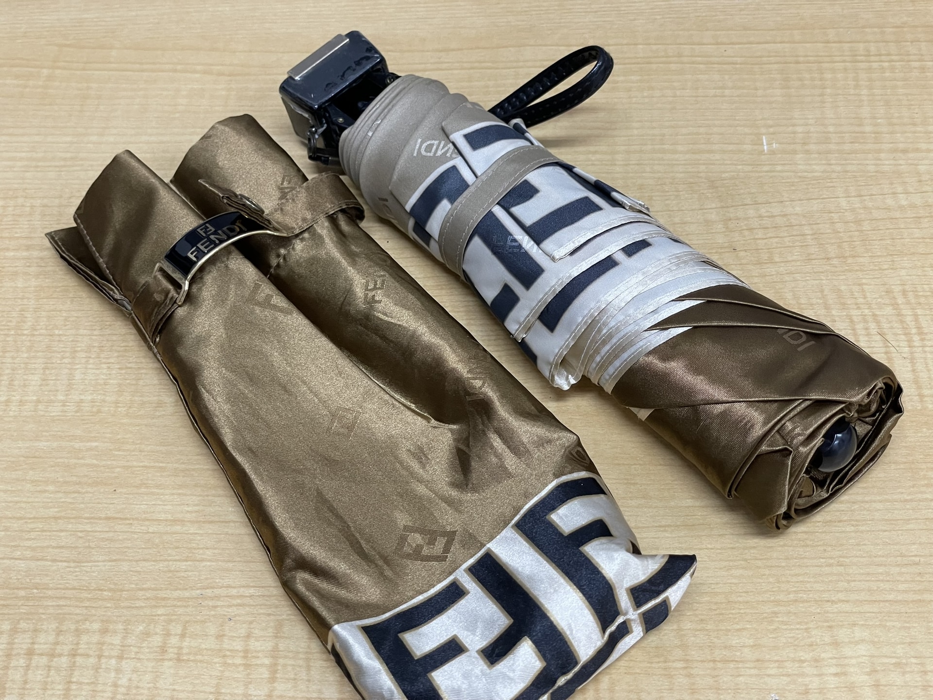 FENDI ズッカ柄折りたたみ傘