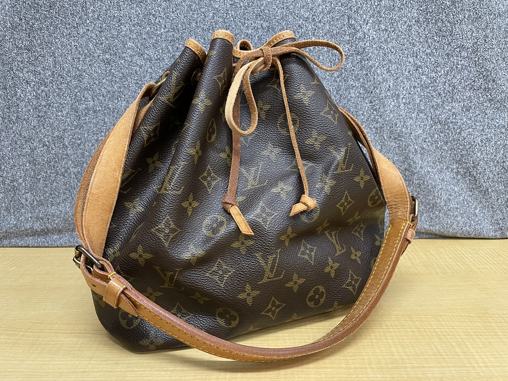 LOUIS VUITTON M40818 モノグラム プチ・ノエ