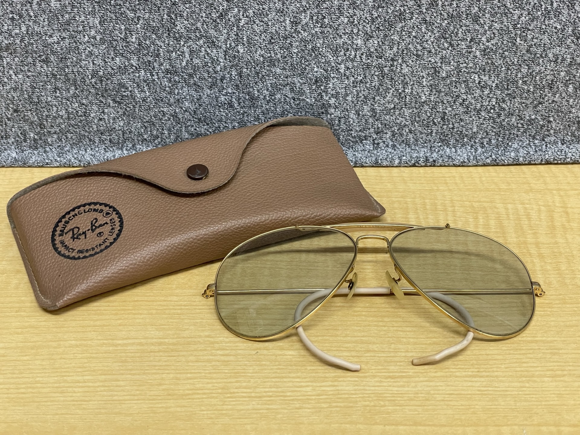 Ray Ban B&L OUTDOORSMAN アビエイターサングラス