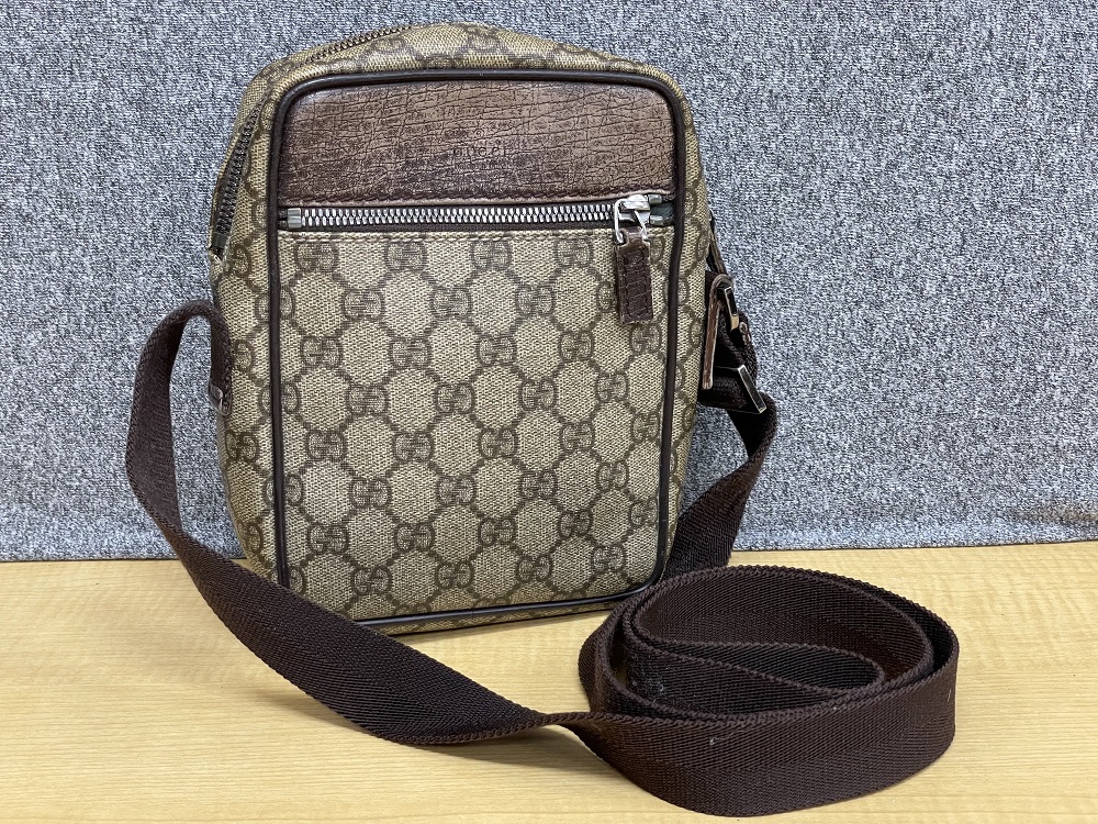 GUCCI 101680・200047 GGプラス ショルダーバッグ