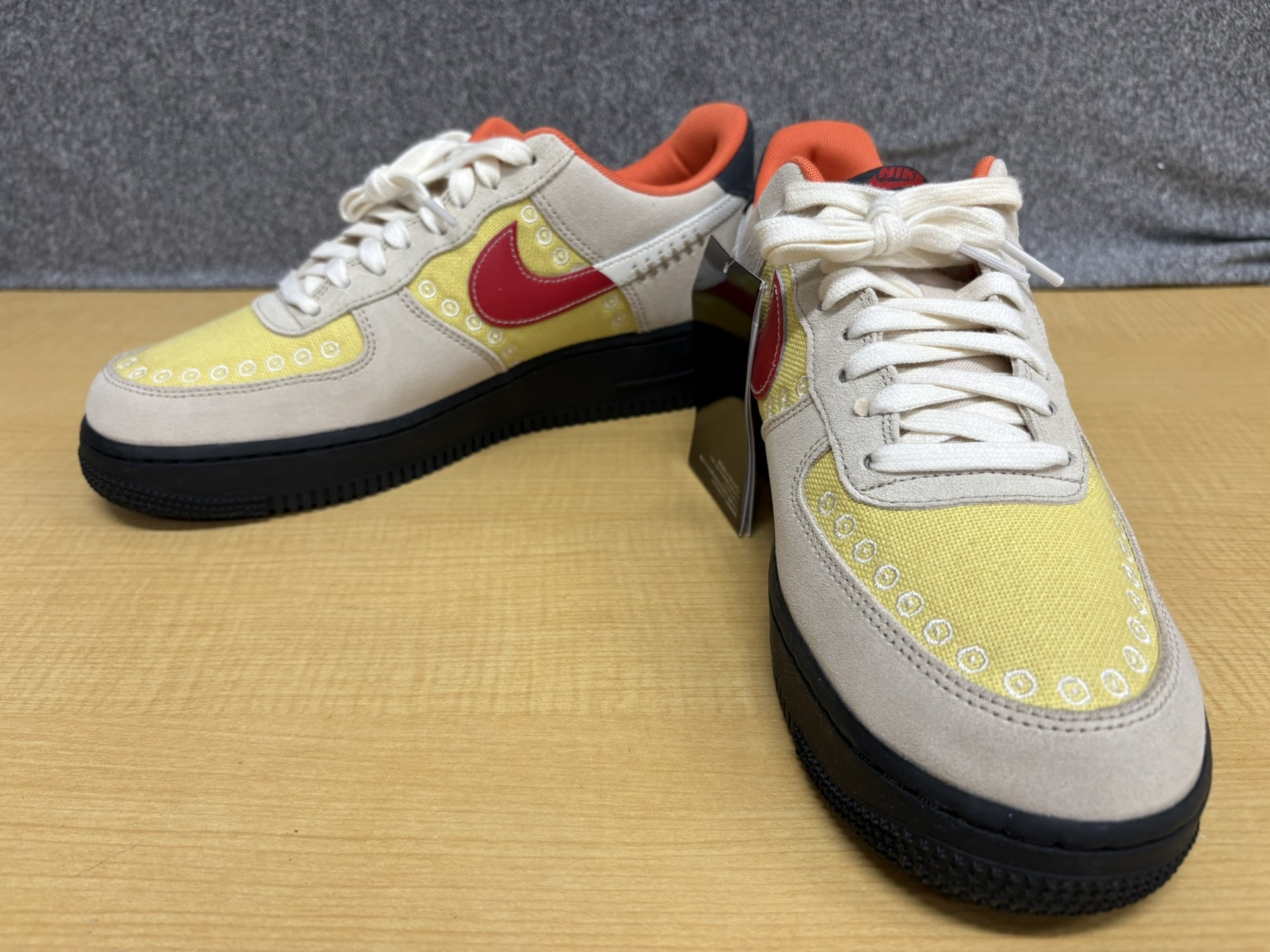 NIKE DZ5355-126 Air Force 1 Low Somos Familia Día de Muertos