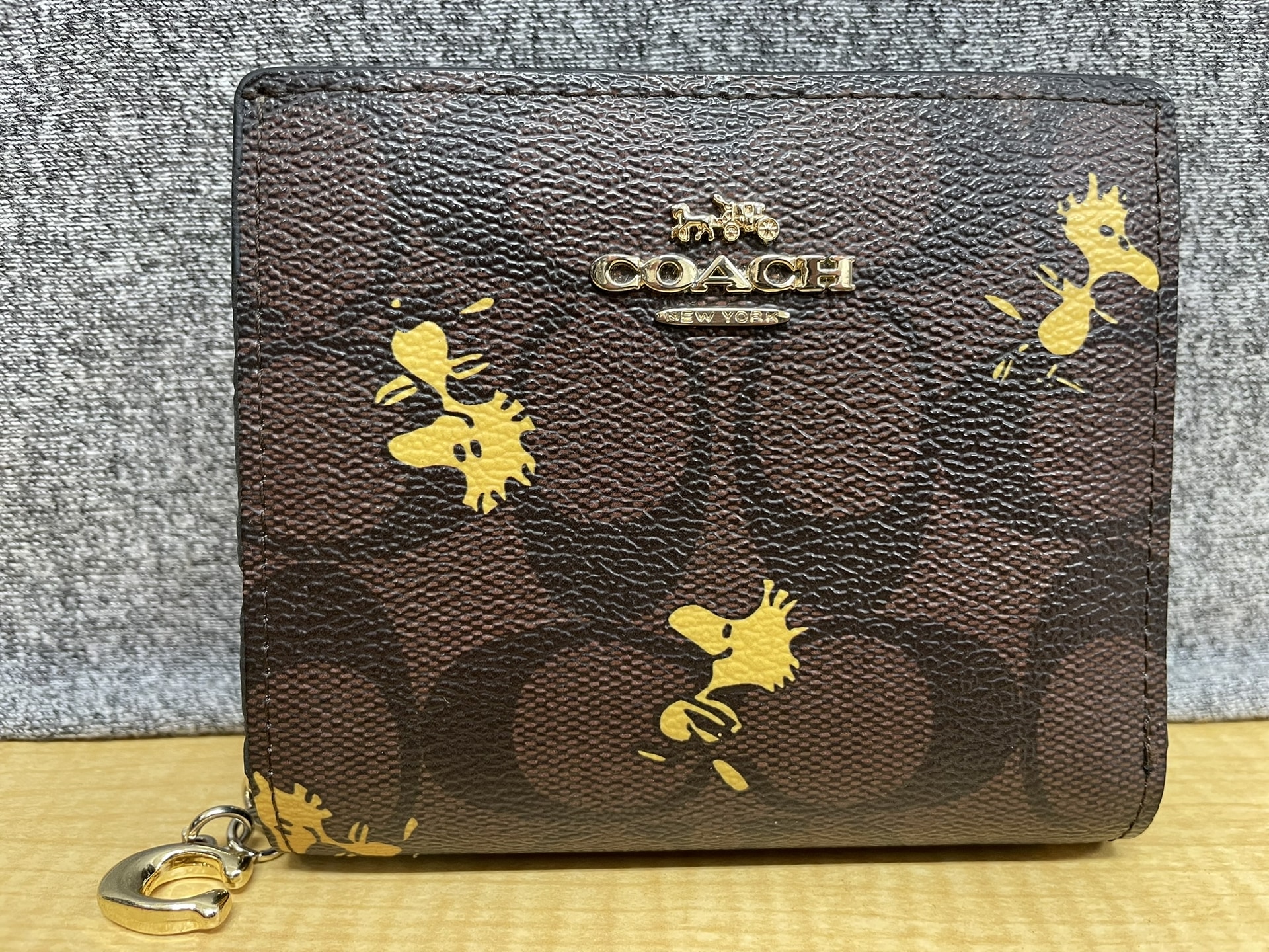 COACH×PEANUTS C4592 ウッドストックシグネチャー二つ折り財布