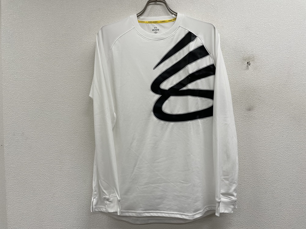 UNDER ARMOUR CURRY GRAPHIC LS T-SHIRTS