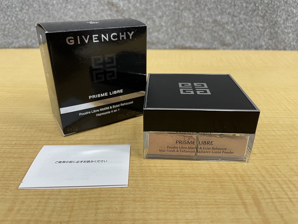 GIVENCHY プリズム リーブル2 ベージュタフタ