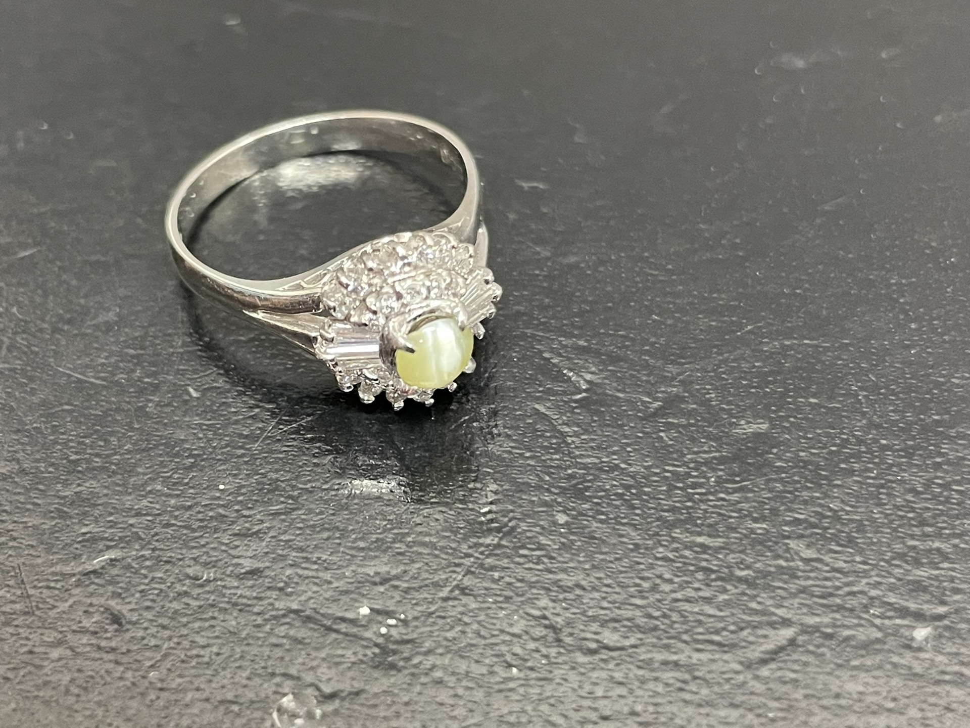 プラチナリング クリソベルキャッツアイ0.4ct ダイヤ0.34ct