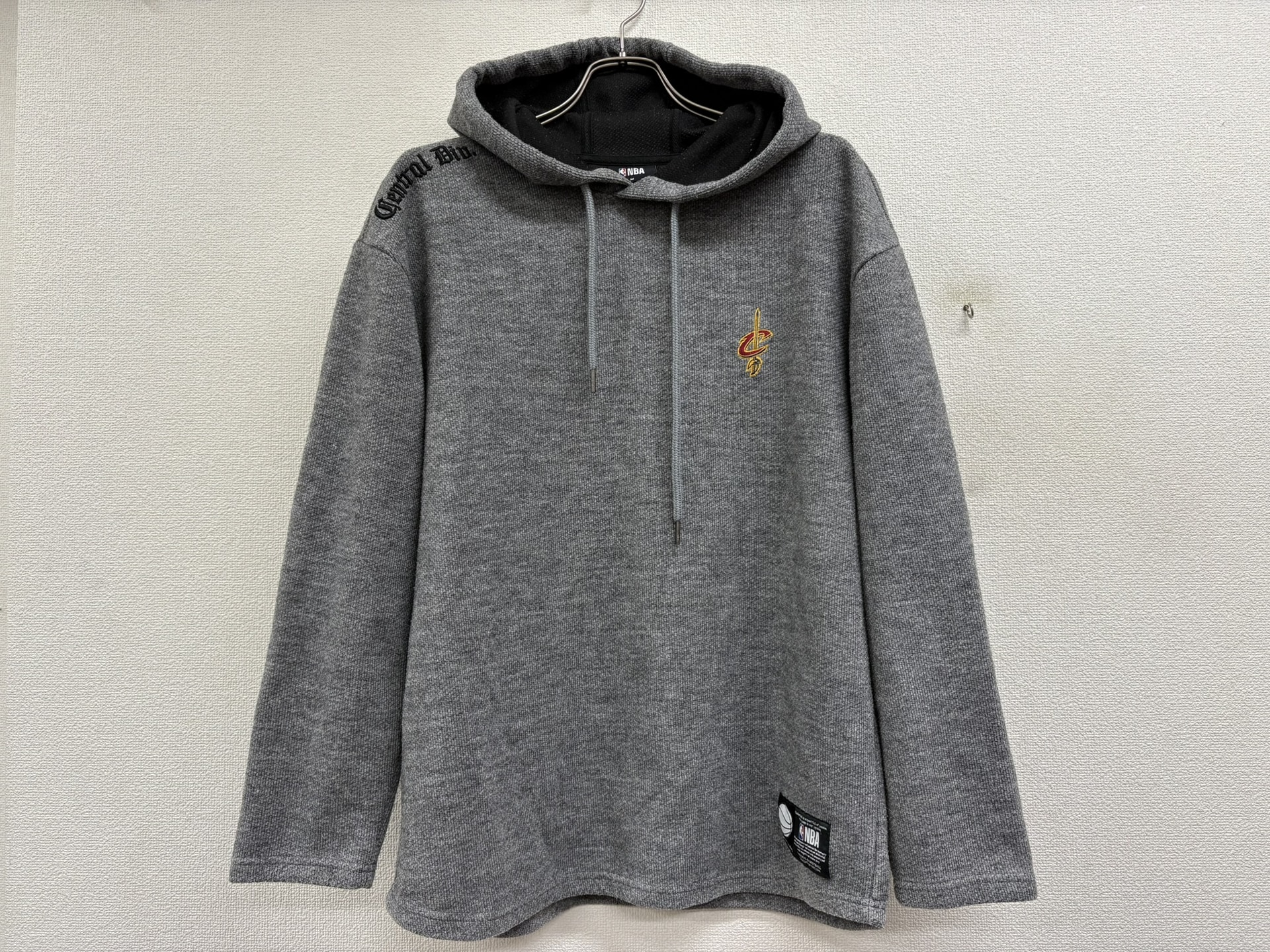 NBA公式 Cleveland Cavaliersパーカー
