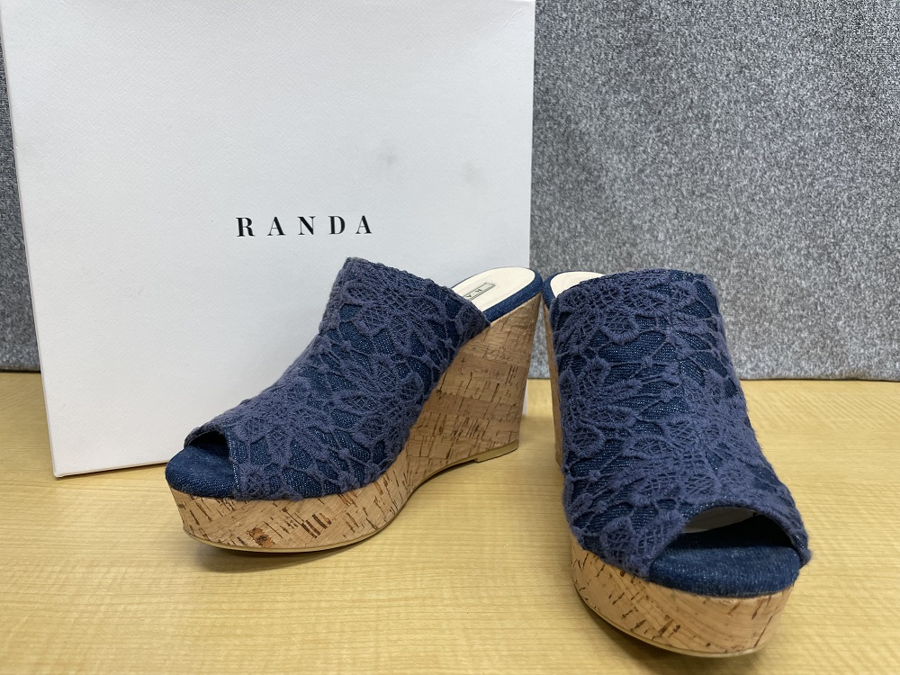 RANDA フラワー刺繍デニムウェッジサンダル