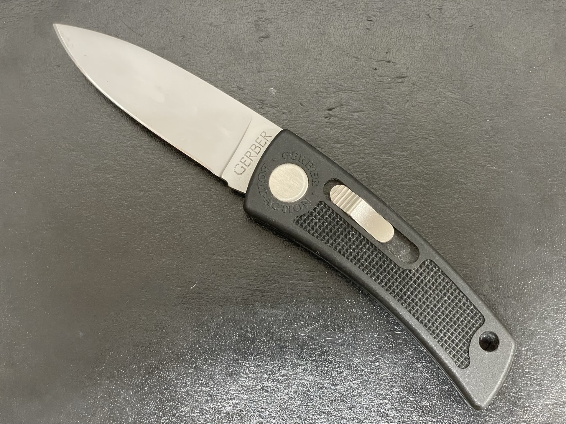 GERBER ボルトアクション ユーティリティ