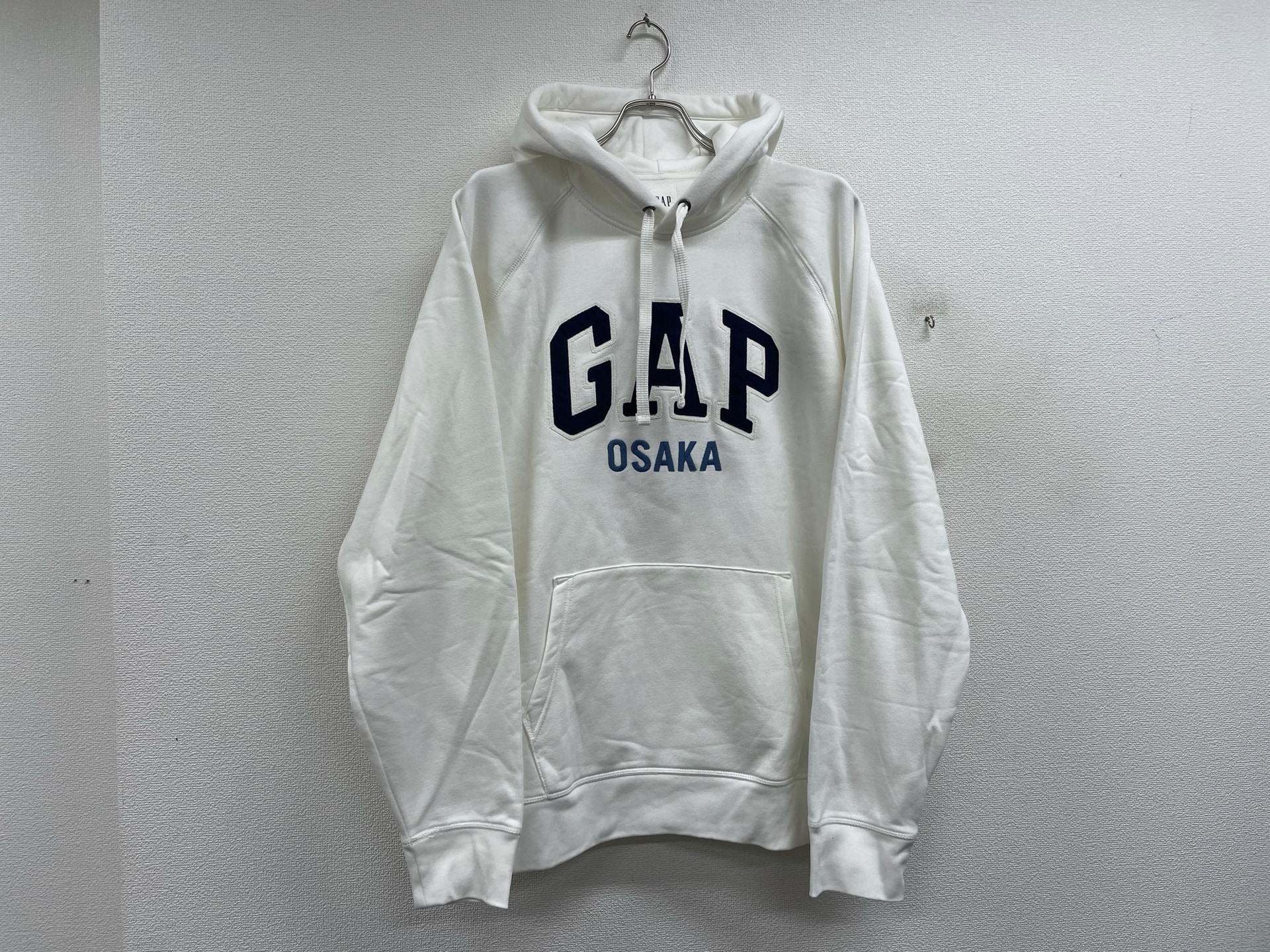 GAP OSAKAパーカー