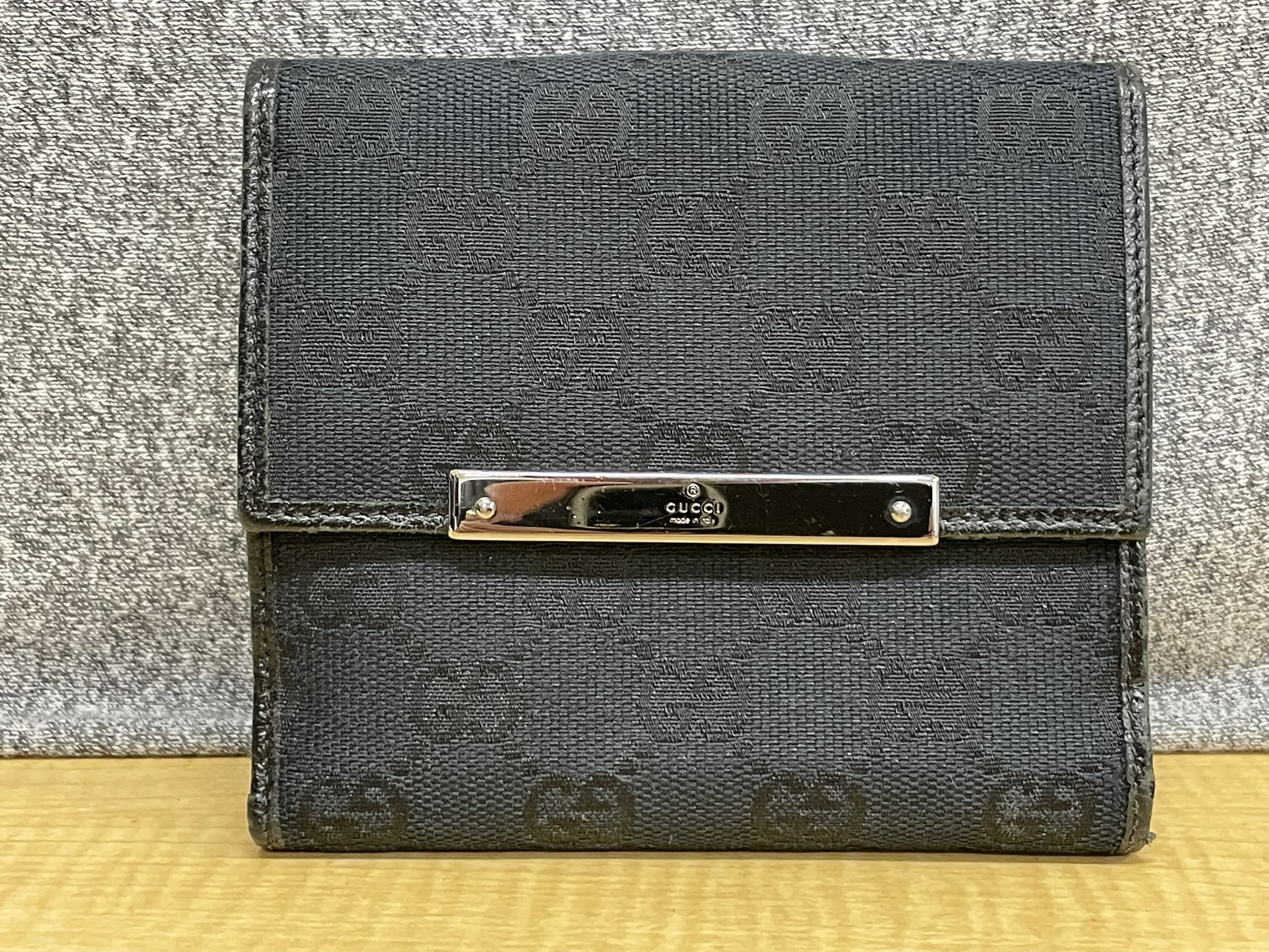 GUCCI 112664 486184 GGキャンバスWホック二つ折り財布